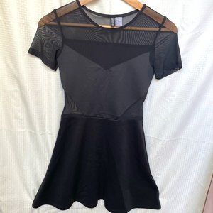 H&M Divided Short Sleeve Little Black Dress Size 6